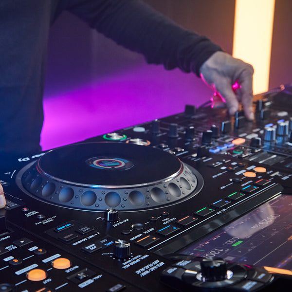 The Pioneer DJ CDJ-3000 - A New Dimension?