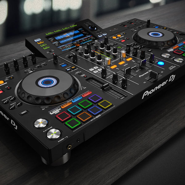 Pioneer XDJ-RX2 : All you Need in One Place