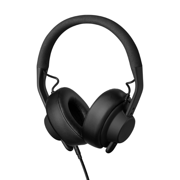 tma-2-studio-xe-UP3J-